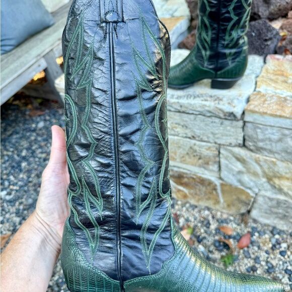 Vintage Tony Lama Lizard Skin
Cowboy Boots - Forest Green & Black Size 6 - Picture 8 of 13